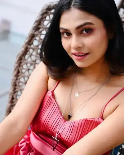 Call Girls Service in Sundar Nagar